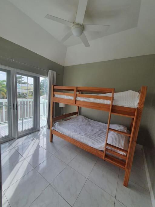 Vila Townhouse By The Bay, Little Bay Country Club ,Negril Orange Bay Exteriér fotografie